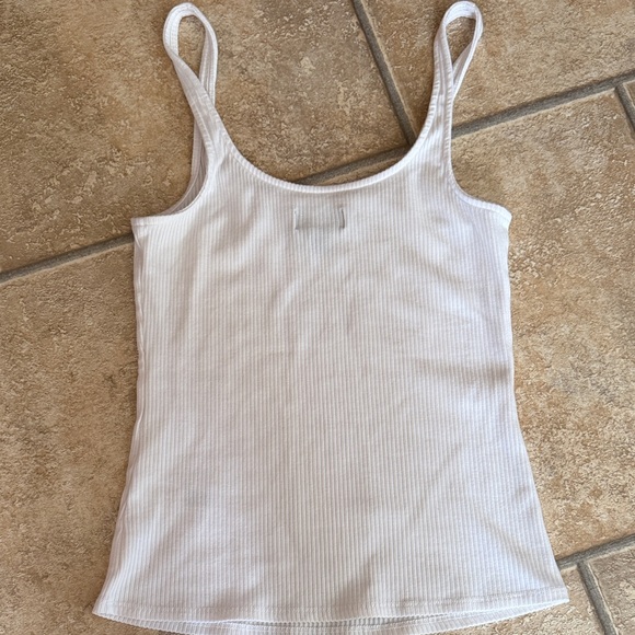 White Ribbed Tank Top - Picture 3 of 3